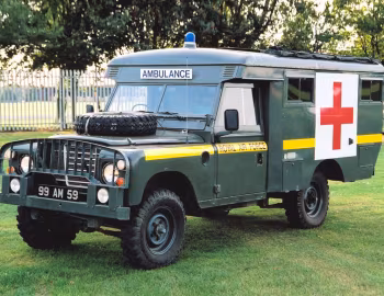 Land Rover 109 Ambulance Truck (FV18067) '1969–71