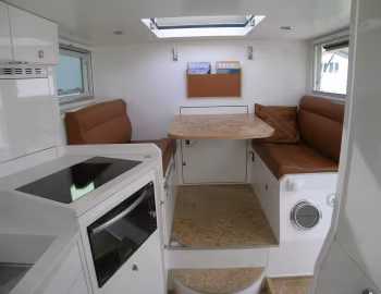 Interior Mercedes-Benz Unimog U 1550 L mit Langer & Bock LB-U362.I (Br.437.1) '09.2014