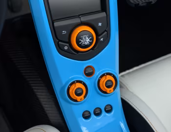 Interior Lanzante McLaren P1 Spider '2022–23