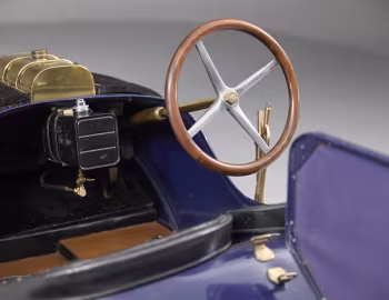 Interior Laurin & Klement S-2 10 hp race car '1910
