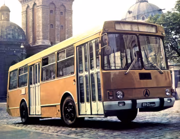 ЛАЗ-4202 '11.1978–10.1985
