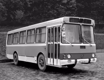 ЛАЗ-4202 '1976–93