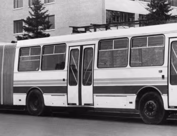 ЛАЗ-6205