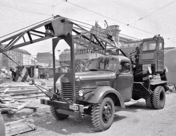 ЛАЗ-690 '1955–57