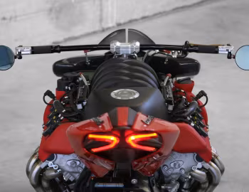 内饰 Lazareth LM 847 '2016