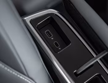 内饰 LDV Mifa 9 Luxe '2022–至今