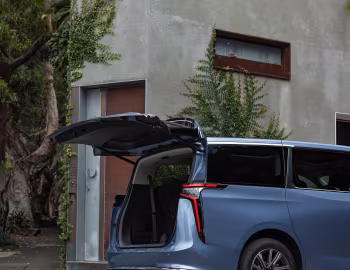 LDV Mifa 9 Luxe '2022–н.в.
