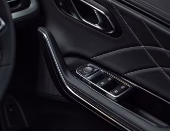 内饰 LDV Mifa 9 Luxe '2022–至今