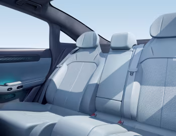Интерьер Leapmotor C01 '2022–26