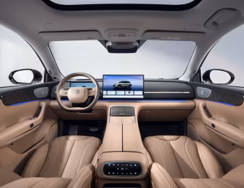 Торпедо Leapmotor C11 '2025–н.в.