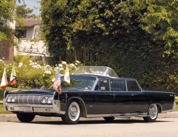 Lincoln Continental Limousine Popemobile by Lehmann-Peterson '1964