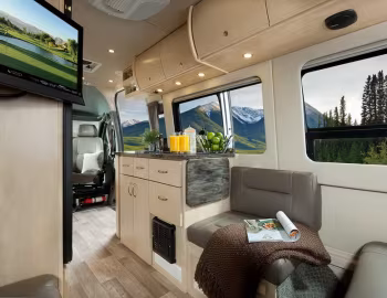 Interior Leisure Travel Vans Free Spirit (Br.906) '2011–14