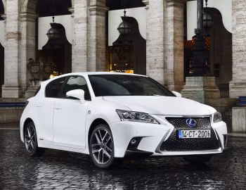 Lexus CT 200h F-Sport [Worldwide] '2014–17
