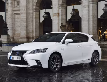 Lexus CT 200h F-Sport [Worldwide] '2014–17