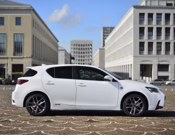Lexus CT 200h F-Sport [Worldwide] '2014–17