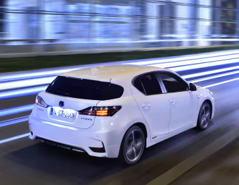Lexus CT 200h F-Sport [Worldwide] '2014–17