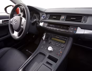 Интерьер 2011–14 Lexus CT 200h [North America] '2010–14