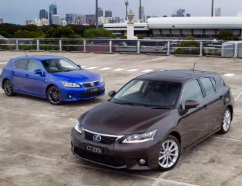 Lexus CT 200h '2010–14