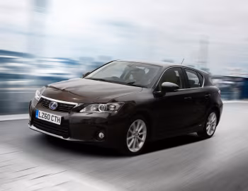 Lexus CT 200h [UK-spec] '2010–14