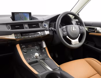 Інтер'єр Lexus CT 200h [Australia] '2014–17