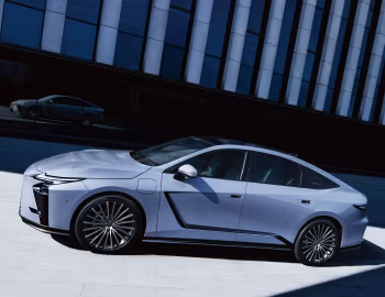 Lexus ES 350e [China] '2025–н.в.