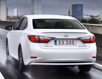 Lexus ES 200 [CIS] (XV60) '2015–18