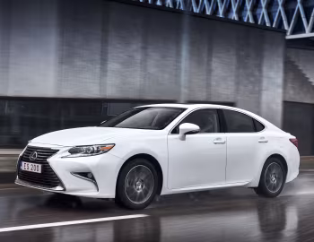 Lexus ES 200 [CIS] (XV60) '2015–18
