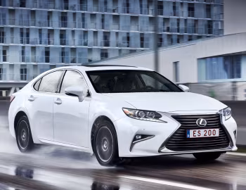 Lexus ES 200 [CIS] (XV60) '2015–18