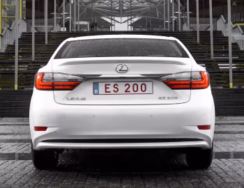 Lexus ES 200 [CIS] (XV60) '2015–18