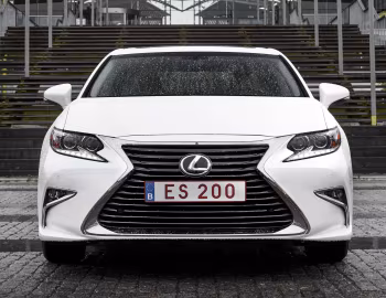 Lexus ES 200 [CIS] (XV60) '2015–18