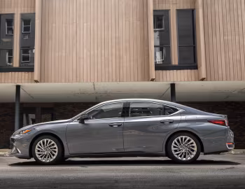 Lexus ES 250 [Worldwide] '2018–21