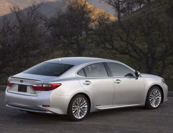 2013–15 Lexus ES 300h [North America] (XV60) '2012–15
