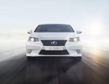 Lexus ES 300h [CIS] (XV60) '2013–15