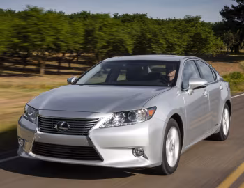 2013–15 Lexus ES 300h [North America] (XV60) '2012–15
