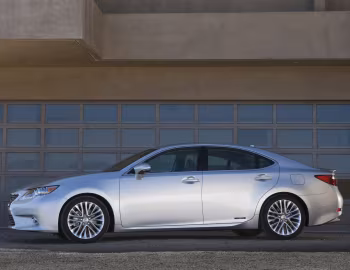 2013–15 Lexus ES 300h [North America] (XV60) '2012–15