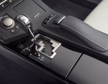 Інтер'єр 2013–15 Lexus ES 300h [North America] (XV60) '2012–15