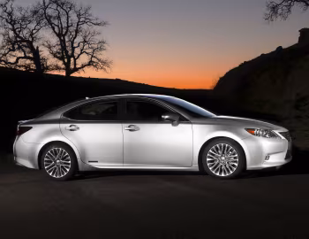 2013–15 Lexus ES 300h [North America] (XV60) '2012–15
