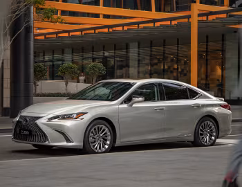 Lexus ES 300h [Australia] '2018–21
