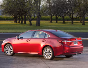 2013–15 Lexus ES 300h [North America] (XV60) '2012–15