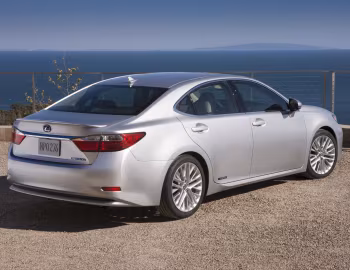 2013–15 Lexus ES 300h [North America] (XV60) '2012–15