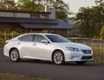 2013–15 Lexus ES 300h [North America] (XV60) '2012–15