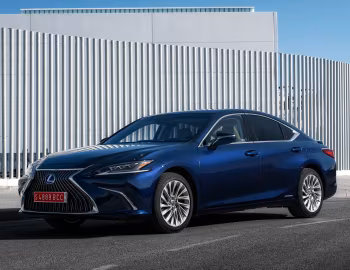 Lexus ES 300h [Worldwide] '2018–21