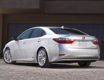 2013–15 Lexus ES 300h [North America] (XV60) '2012–15