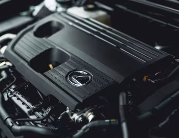 Під капотом Lexus ES 300h [Japan] '08.2021–25