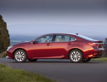 2013–15 Lexus ES 300h [North America] (XV60) '2012–15
