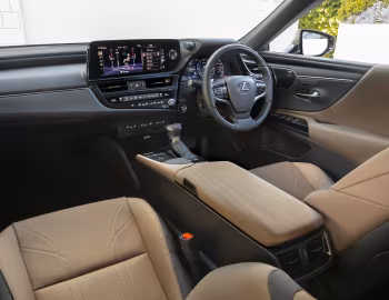Передня панель Lexus ES 300h [Australia] '2021–25