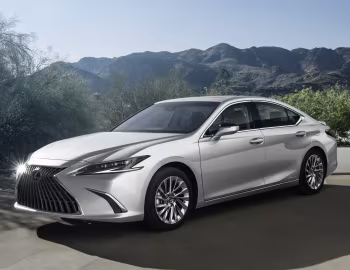 Lexus ES 300h [China] '2021–25