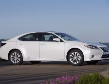 2013–15 Lexus ES 300h [North America] (XV60) '2012–15