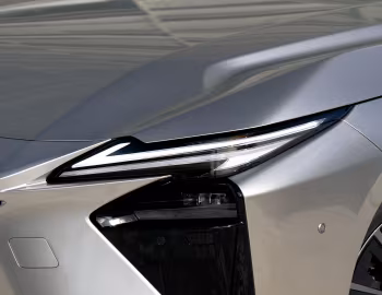 Lexus ES 300h AWD [EU-spec] '2026