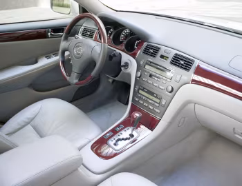 Интерьер 2005–06 Lexus ES 330 [North America] '2004–06